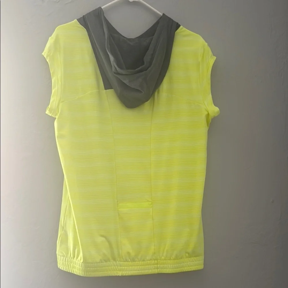 MPG Yellow and Gray Sweatshirt Athletic Top 6 - Picture 5 of 11